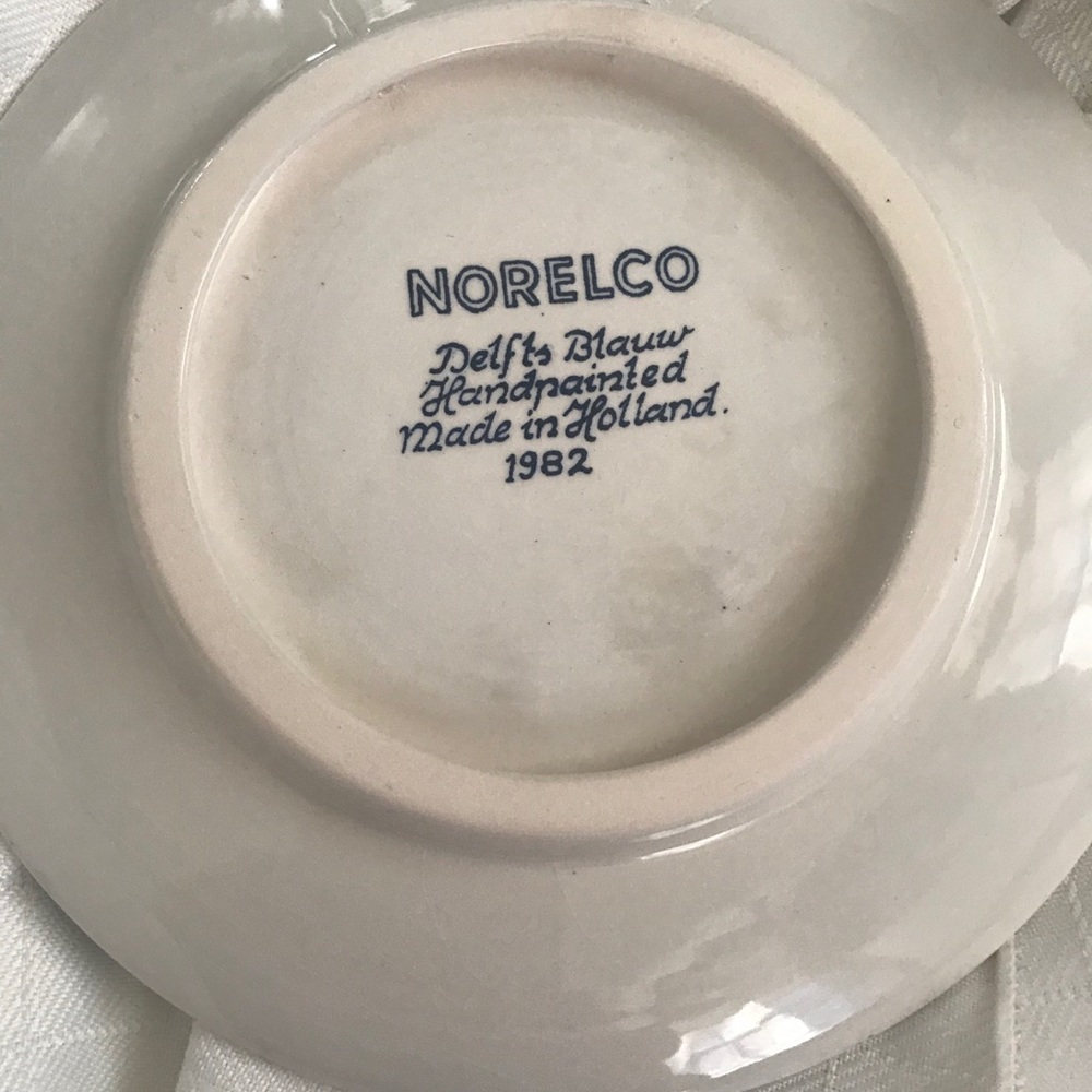 3 norelco decor plates - Picture 3 of 7